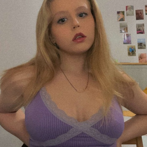 aimeesmall onlyfans leaked picture 2