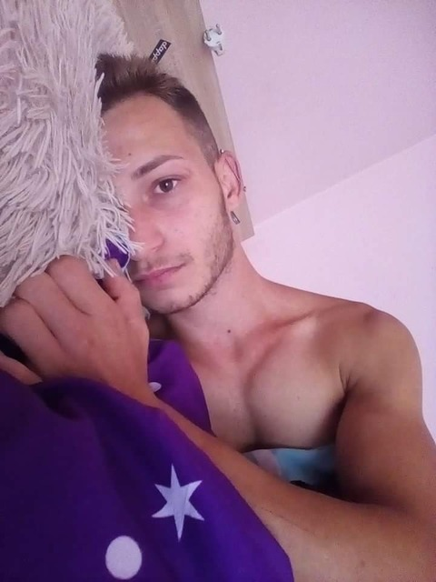 alexiancu28 onlyfans leaked picture 1