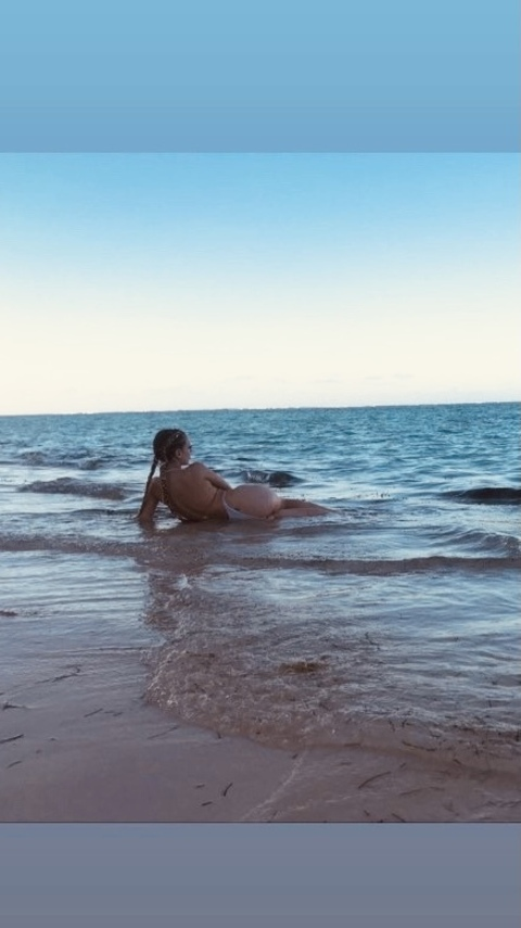 avarose-x onlyfans leaked picture 2