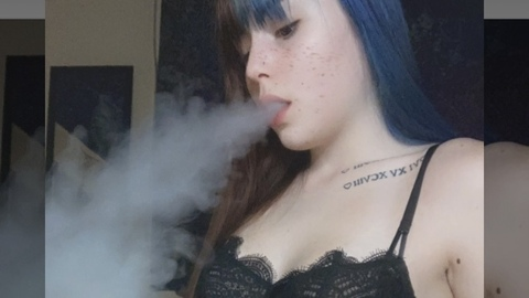 bbycrystal420 onlyfans leaked picture 2