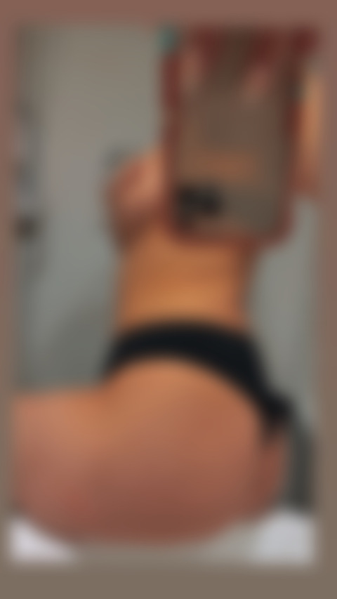 bianca.abb onlyfans leaked picture 2