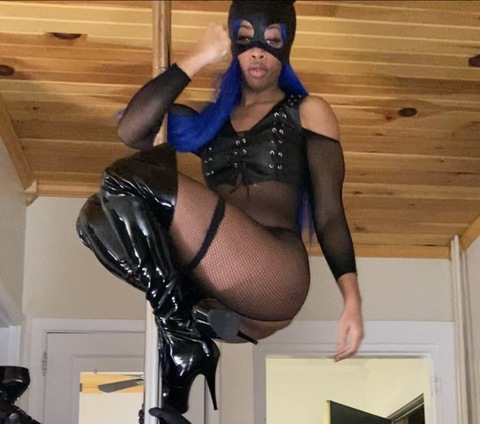 bleuhendrixx onlyfans leaked picture 1