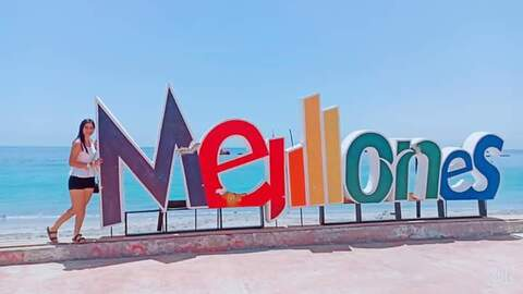 carlyna onlyfans leaked picture 2