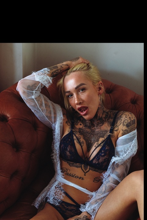 chantellefox onlyfans leaked picture 2