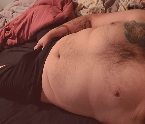 chubbydadbod90 onlyfans leaked picture 2