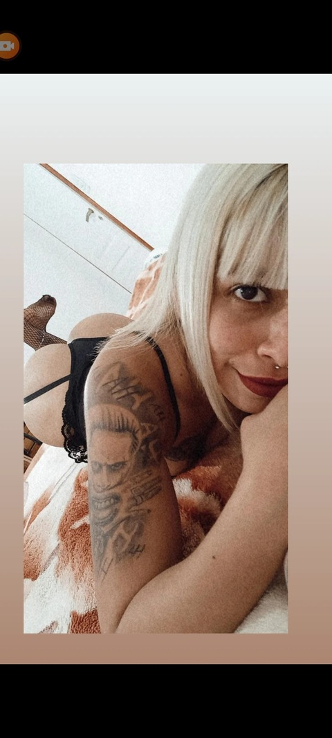 circe22 onlyfans leaked picture 2
