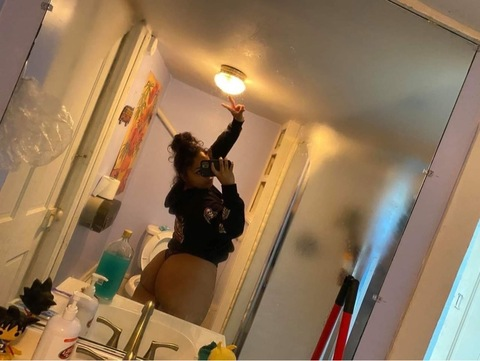 cutiebootyrose18 onlyfans leaked picture 1