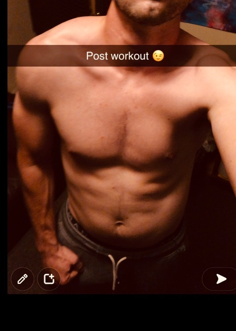 daddylongdong7 onlyfans leaked picture 1