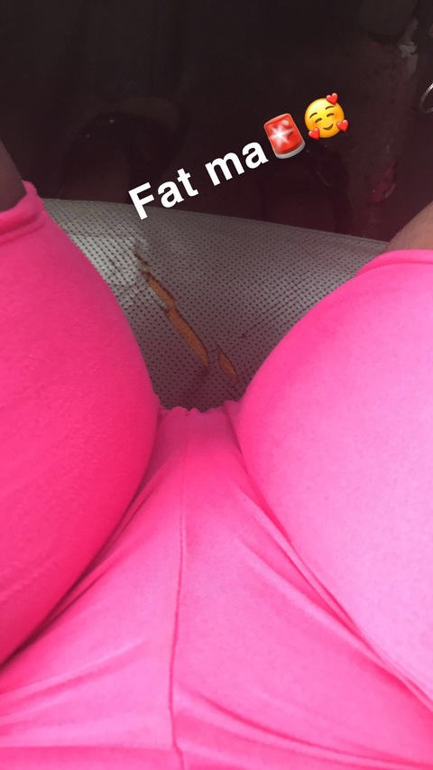 fatma1210 onlyfans leaked picture 1