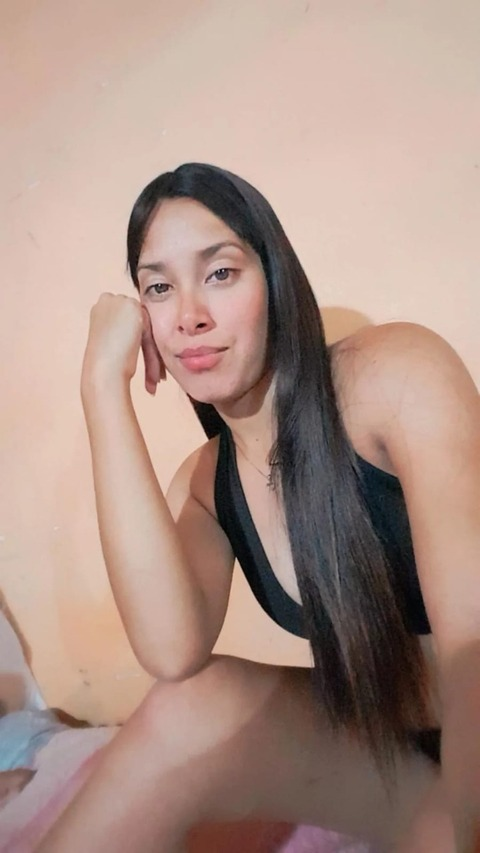 flor_latinaa onlyfans leaked picture 1