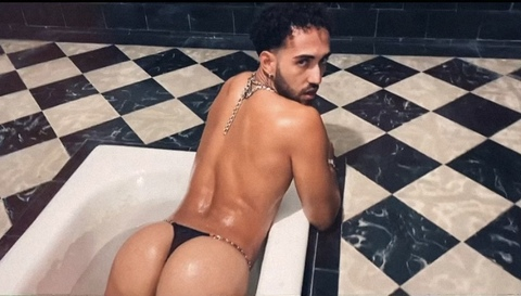 julianooliveira onlyfans leaked picture 1