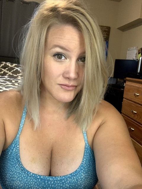 knichole_113 onlyfans leaked picture 2
