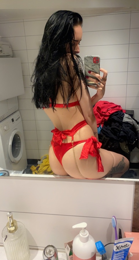magicbabygurl onlyfans leaked picture 2