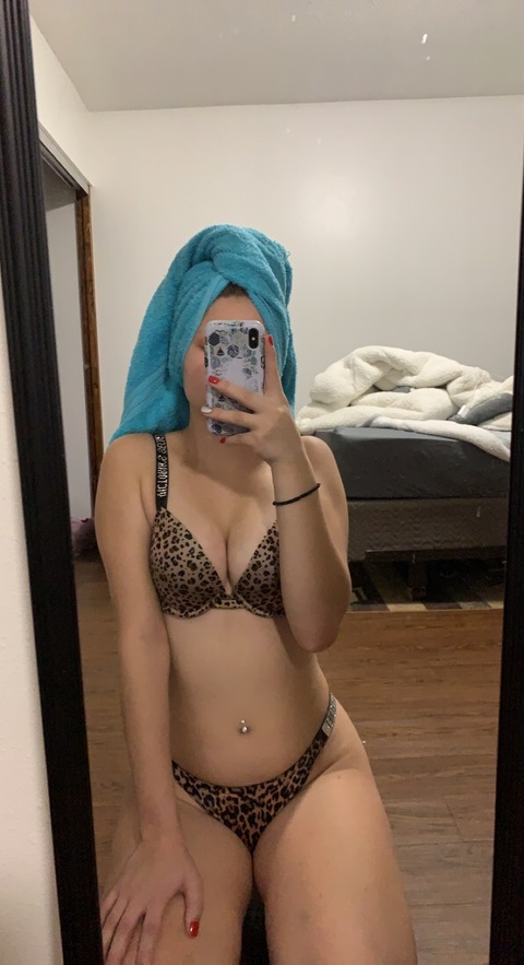 marissaparizek onlyfans leaked picture 1