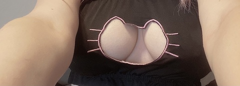 mewmiku onlyfans leaked picture 1