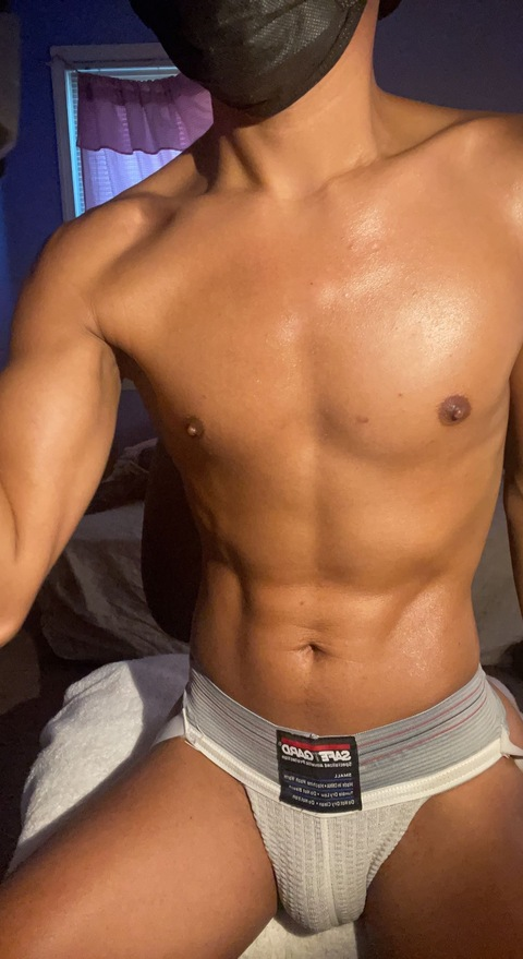 misterqtee onlyfans leaked picture 1