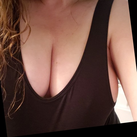 mombod123 onlyfans leaked picture 1