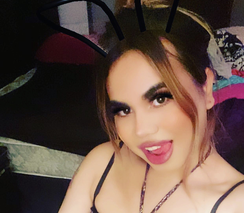 paola1xoficial onlyfans leaked picture 2