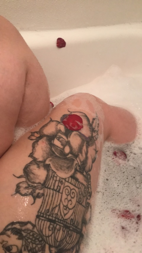 redbella5 onlyfans leaked picture 2