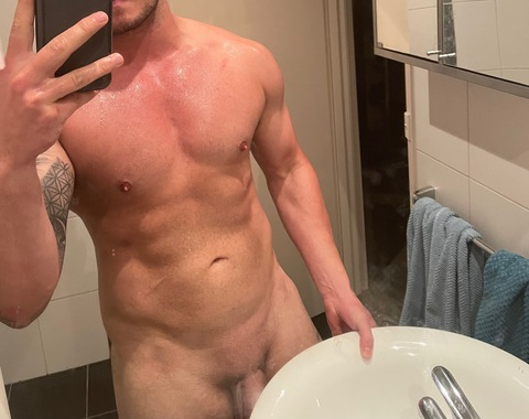 rexerecti0n onlyfans leaked picture 1