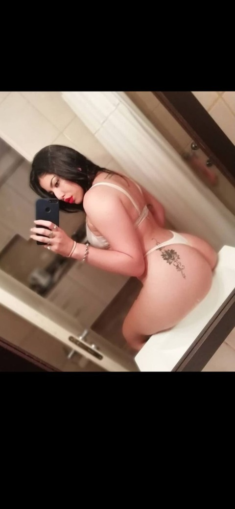 reyna_1 onlyfans leaked picture 1