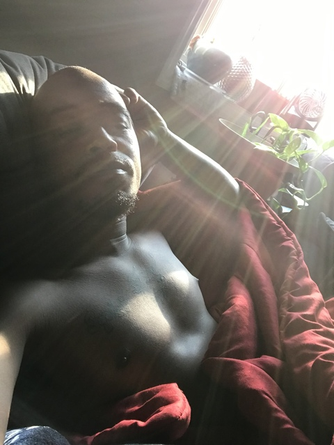 squirtthesav onlyfans leaked picture 1