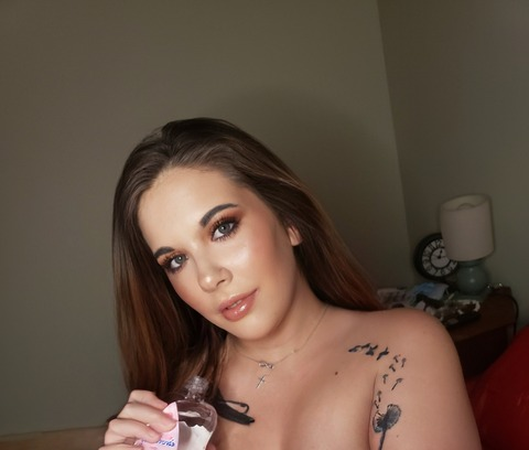 stephanierayee onlyfans leaked picture 1