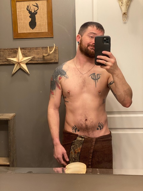 tattedcountryguy onlyfans leaked picture 1