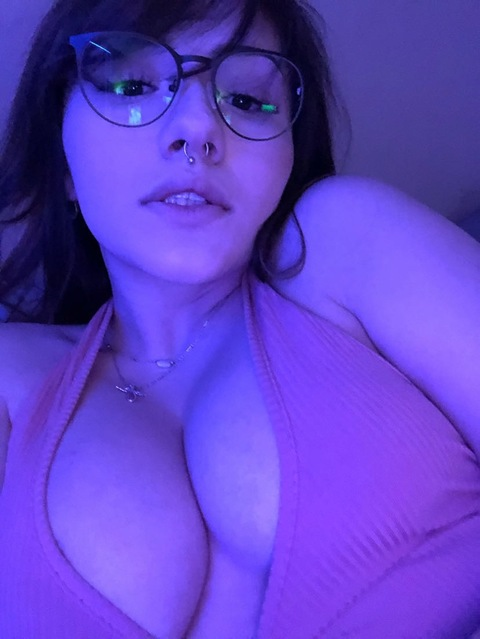 theeladyluna onlyfans leaked picture 2