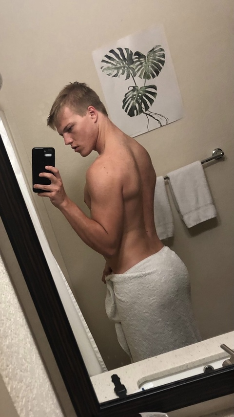 therealryanjames onlyfans leaked picture 1