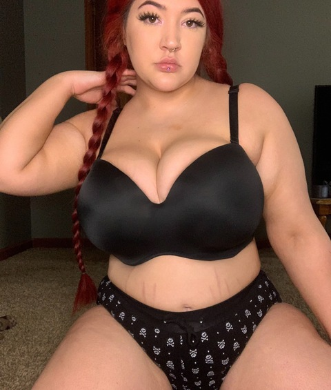 thiccqueenb onlyfans leaked picture 2