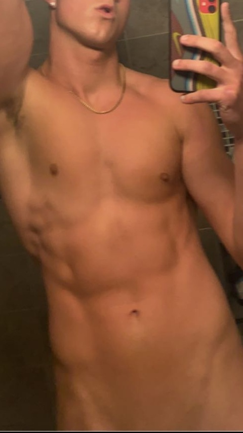 u210001020 onlyfans leaked picture 1