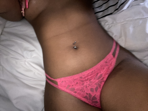 yasminediorr onlyfans leaked picture 1