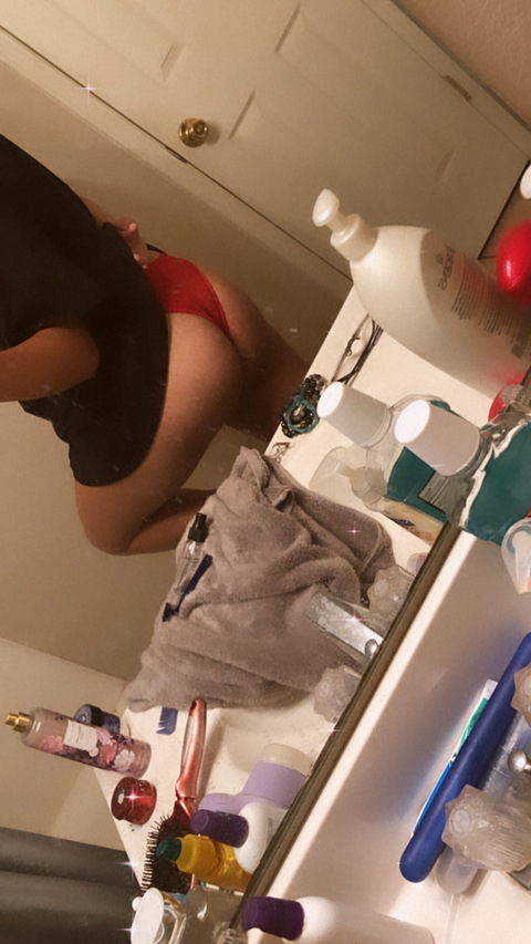 yessie_1317 onlyfans leaked picture 1