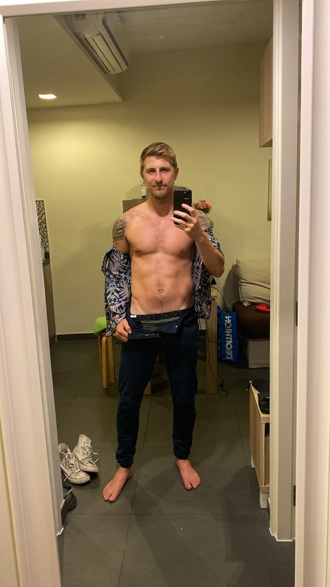 your.british.guy onlyfans leaked picture 2